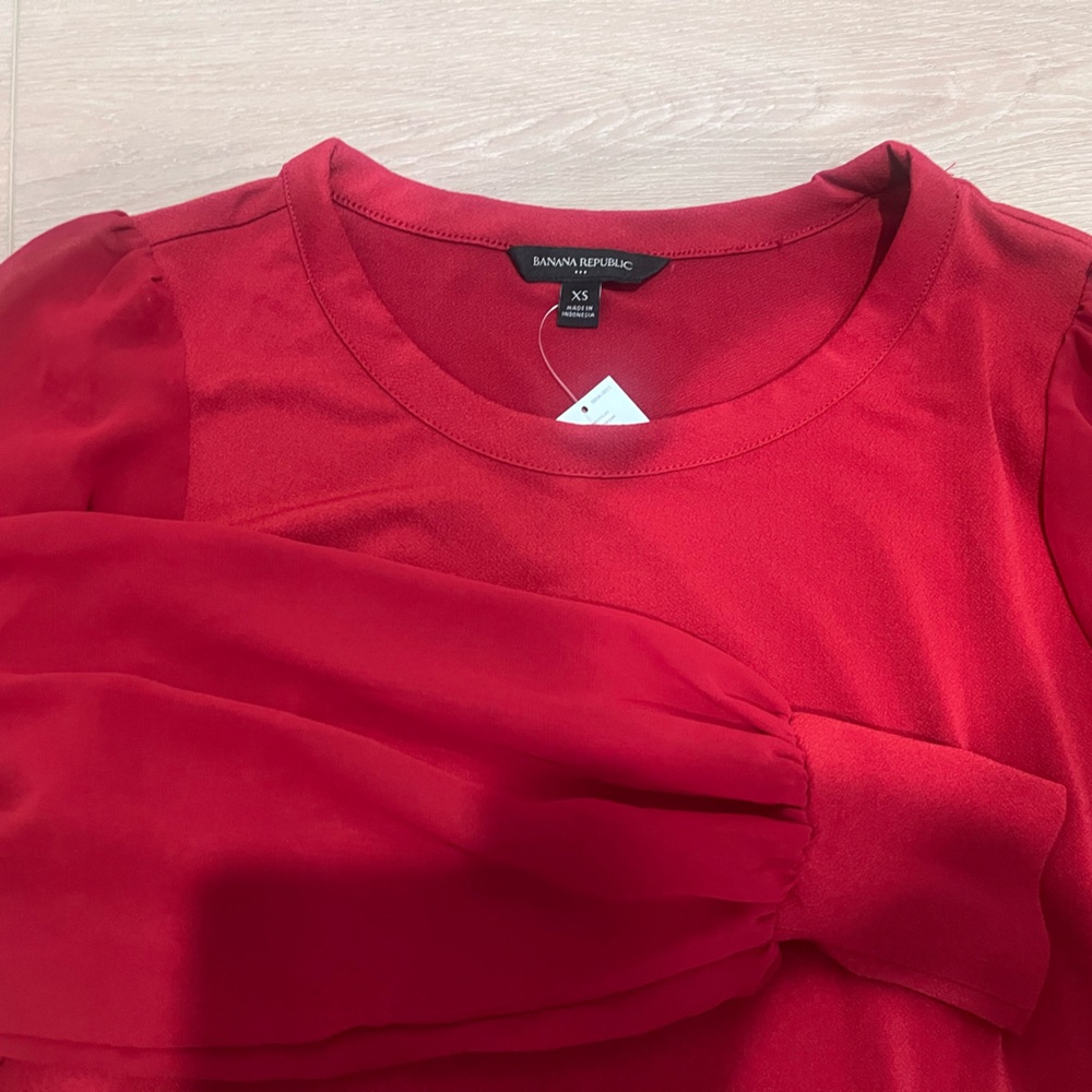Banana Republic Vibrant Red Blouse